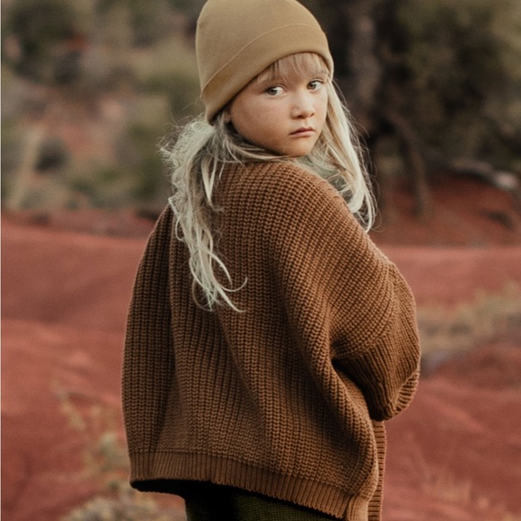 Simple Folk Cardigan - Picture 7 of 13